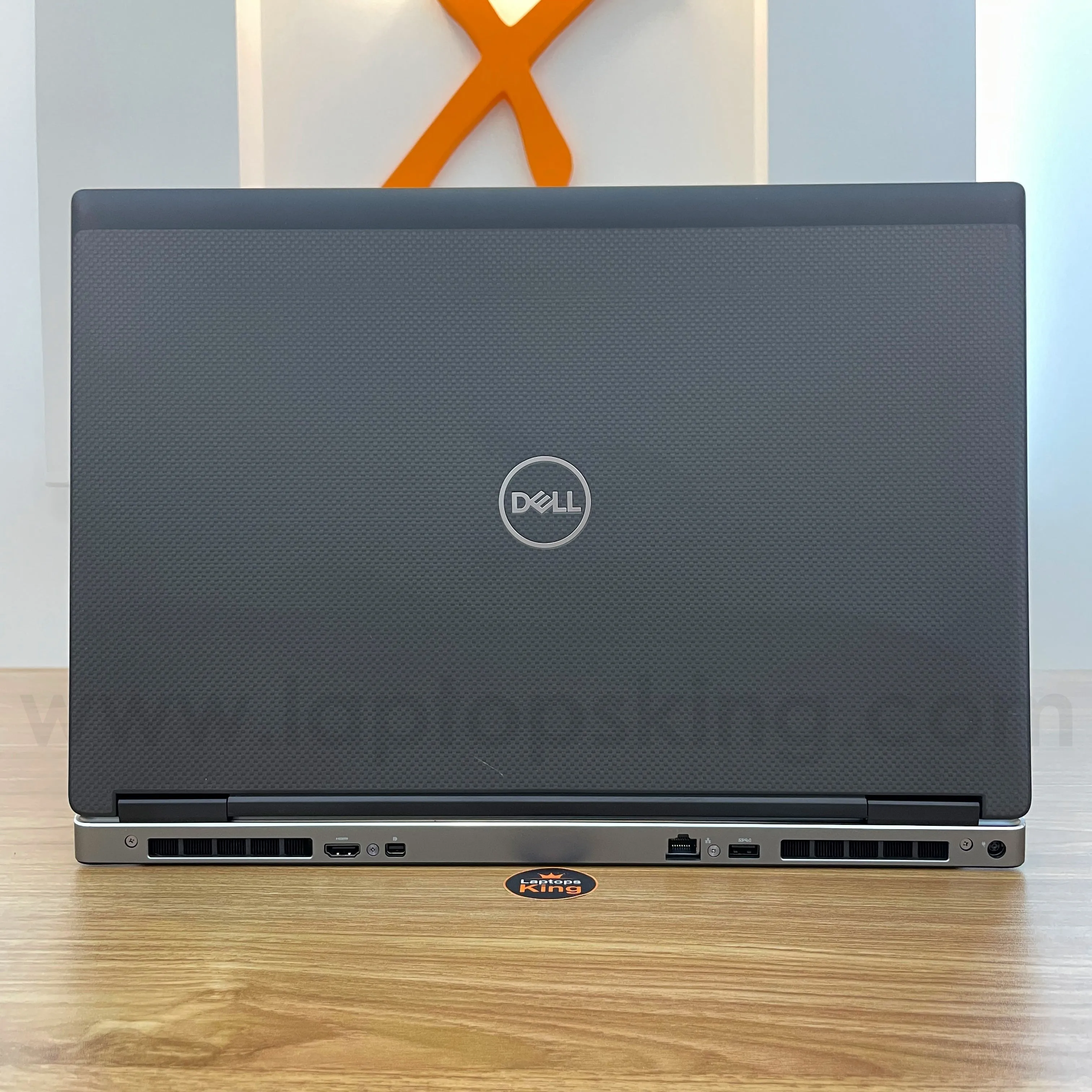 Dell Precision 7730 Xeon E-2186m Quadro P5200 17.3" Mobile Workstation Laptop (New Open Box)