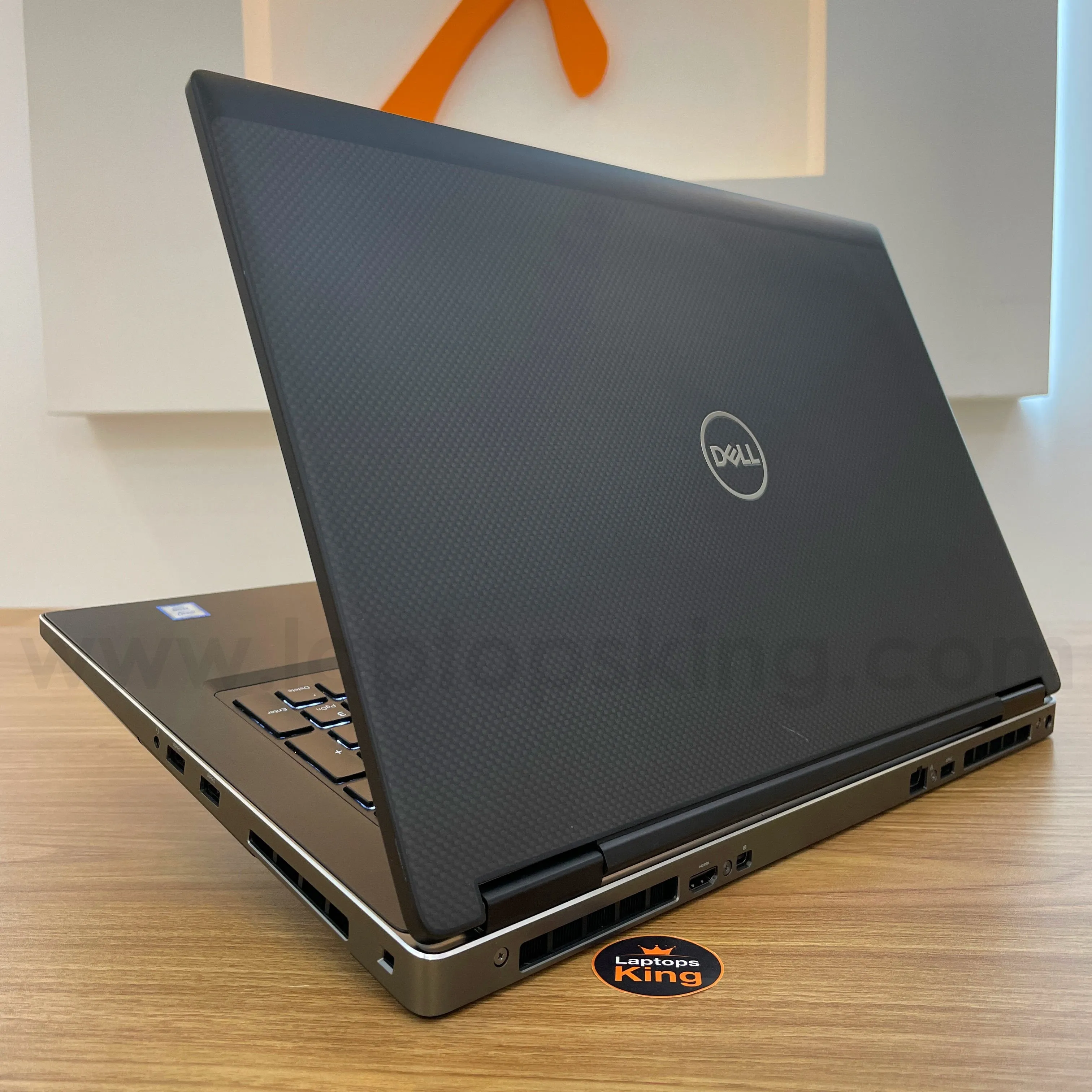 Dell Precision 7730 Xeon E-2186m Quadro P5200 17.3" Mobile Workstation Laptop (New Open Box)