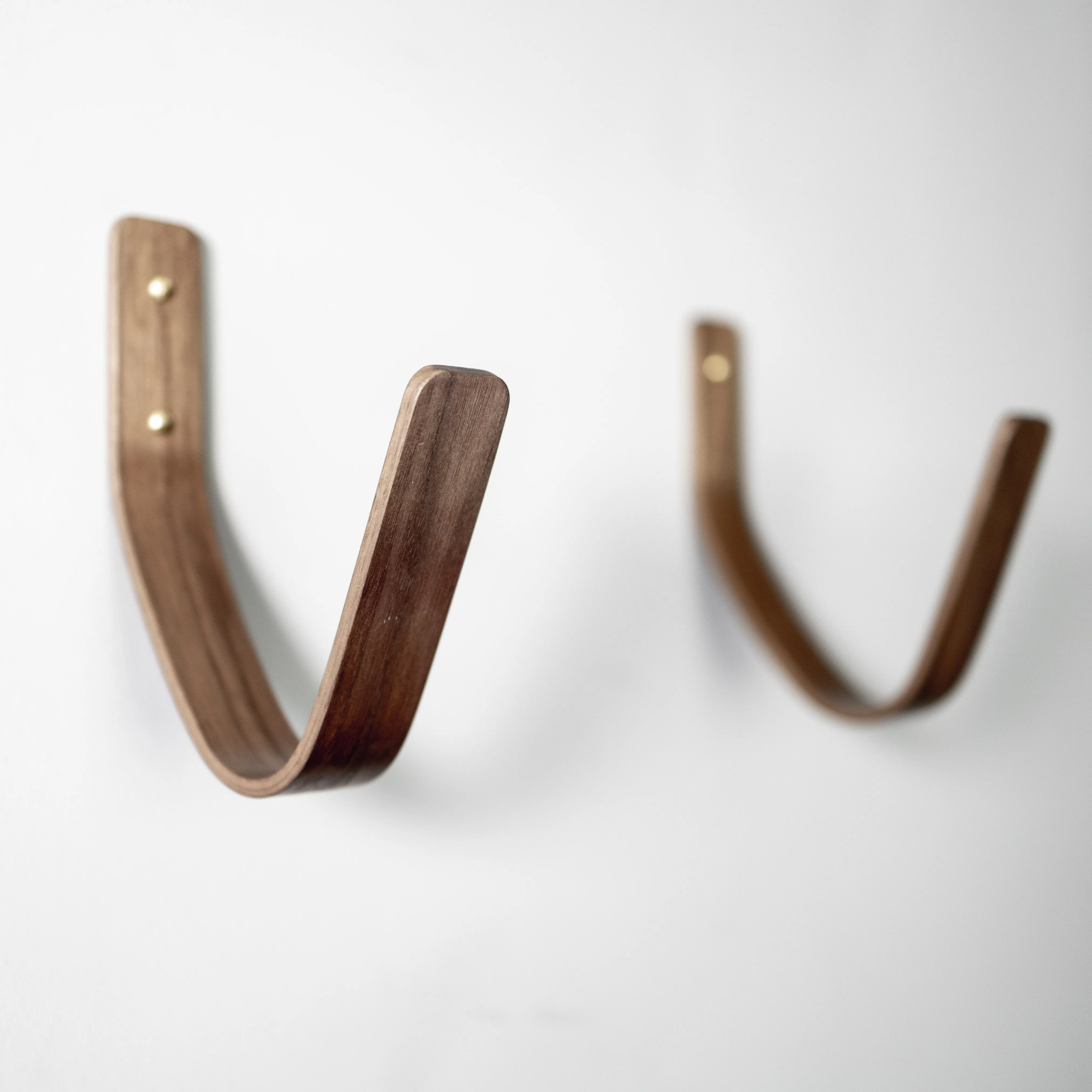 Waves 1.0 - Shortboard  Surfboard Wall Mounts - Walnut